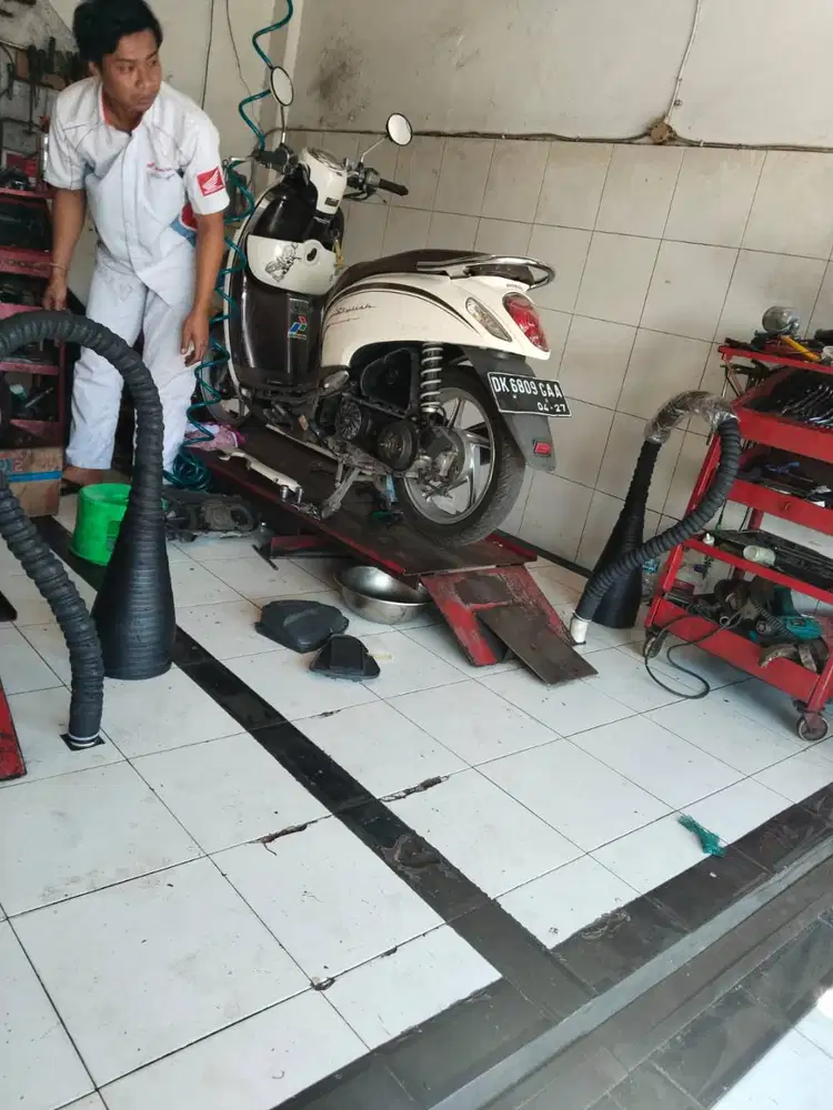 AHASS PENDAWA MOTOR BAJERA