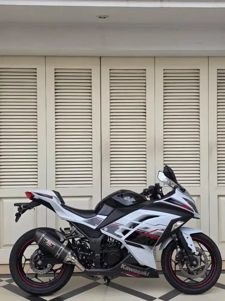 Kawasaki ninja 250 cbu abs SE 2013 KM 4 ribu gress