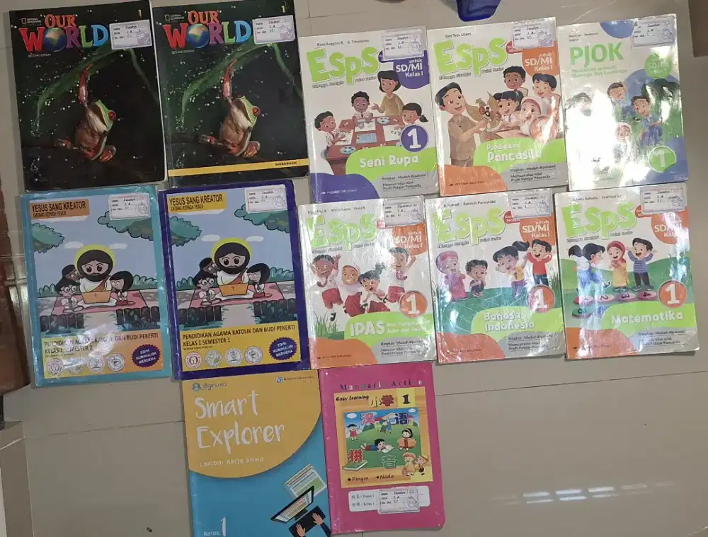 Buku kelas 1 ( 1paket buku semuanya)