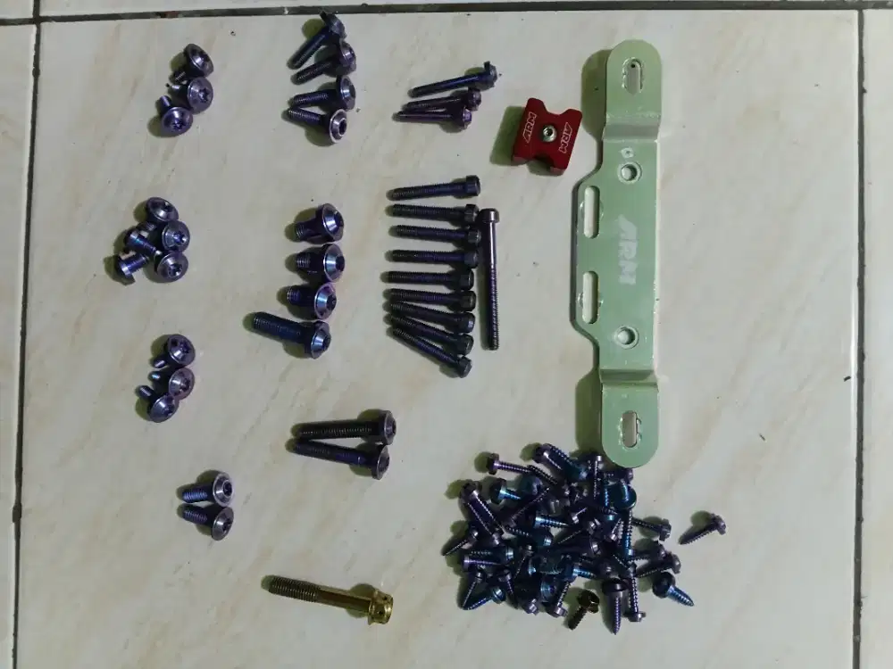 Jual baut2 titanium