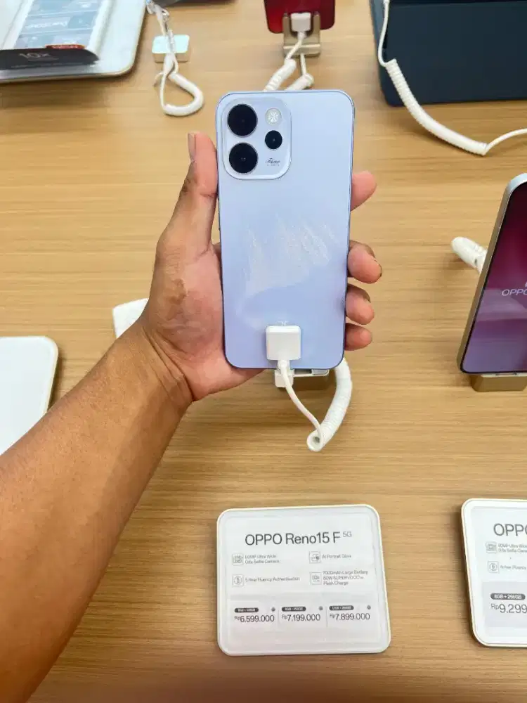 Oppo Reno 15F 5G