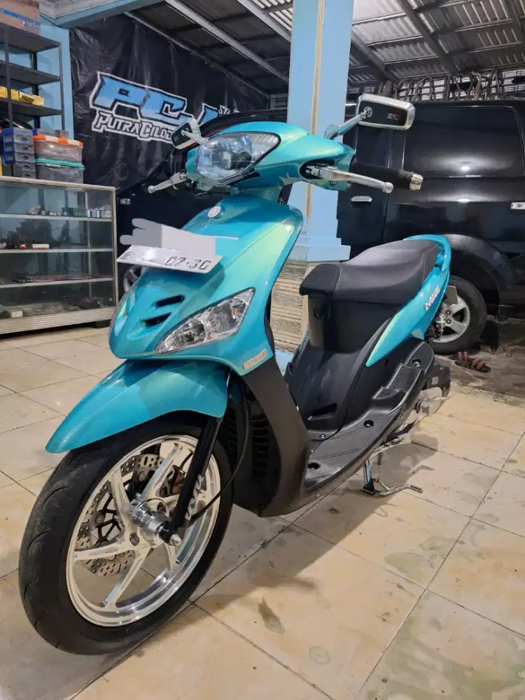 Mio Sporty ( Nego )
