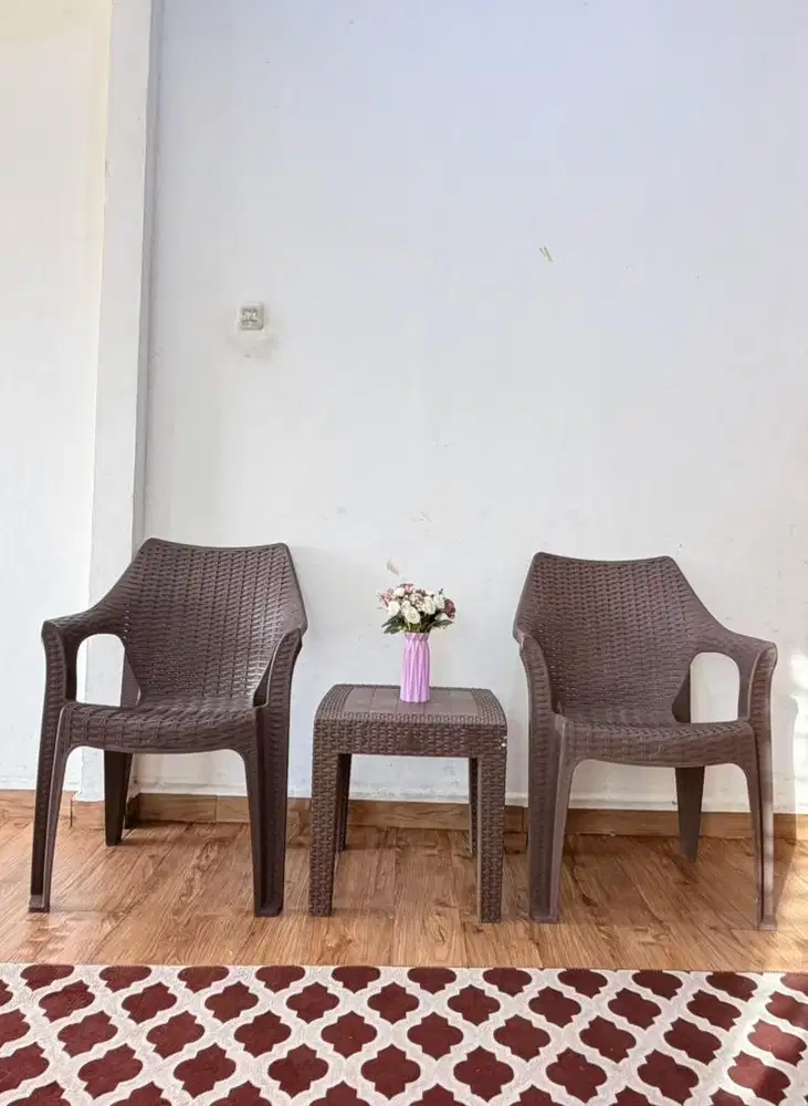 JUAL 1 SET KURSI MEJA TERAS