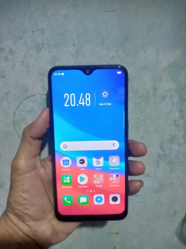 Oppo A7  ram 4/64 jaringan 4g