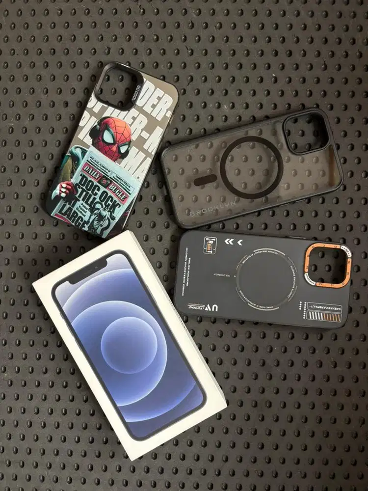 Apple iPhone 12 Resmi Bibli
