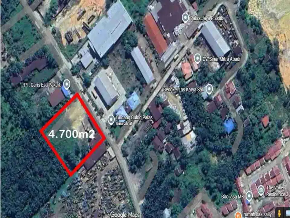 Lahan Strategis Depan Gudang Bulog Palas Pekanbaru
