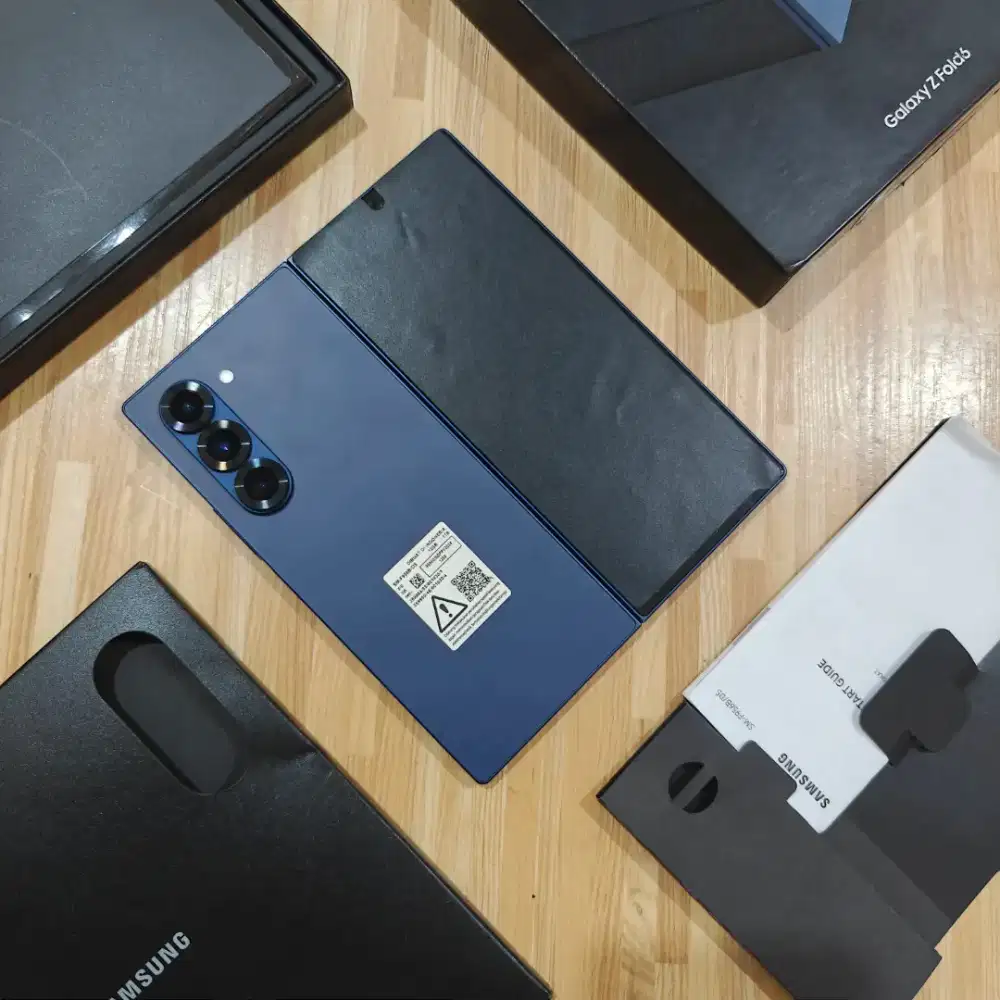 Samsung Galaxy Z Fold 6 12/1TB SEIN Fullset