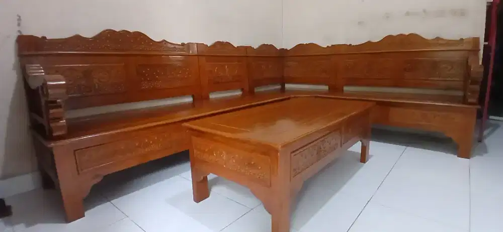 Dijual kursi sudut kayu jati