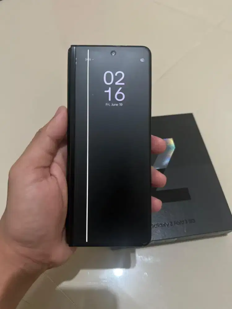 Samsung Z Fold 3 12/256GB ex garansi resmi Sein fulset mulus pemakaian
