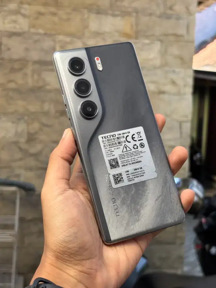 Tecno camon 40 ram 8/256gb second fullset