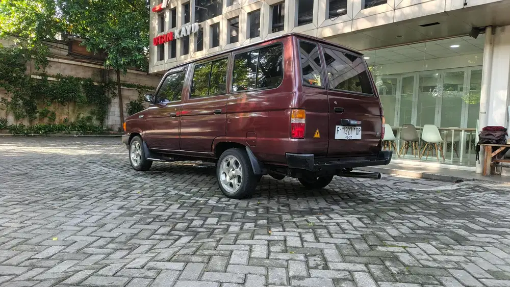 Toyota Kijang 1990 Bensin