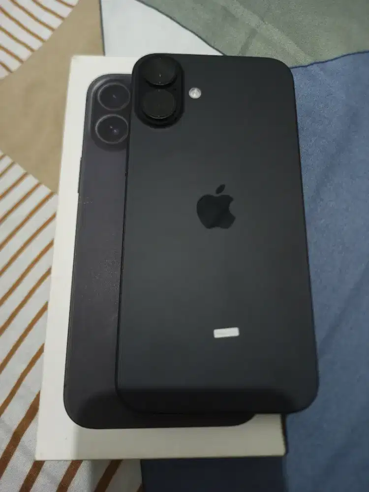iPhone 16 plus 128GB hitam Ibox