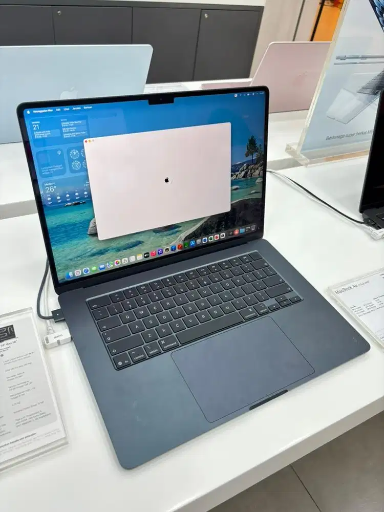 CICILAN MACBOOK AIR M5 15,3 inci 512 GB PROMO BUNGA 0%