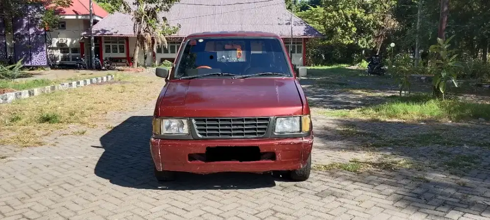 Jual Isuzu panther royal merah 1996