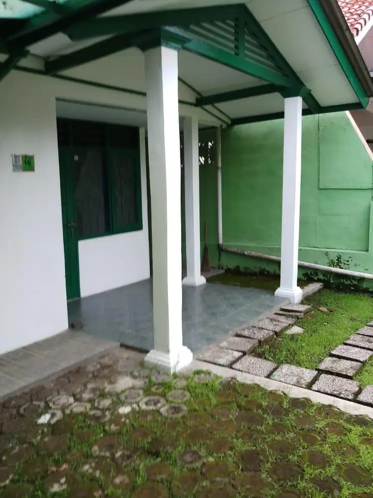 Sewa rumah Bogor nyaman dalam komplek