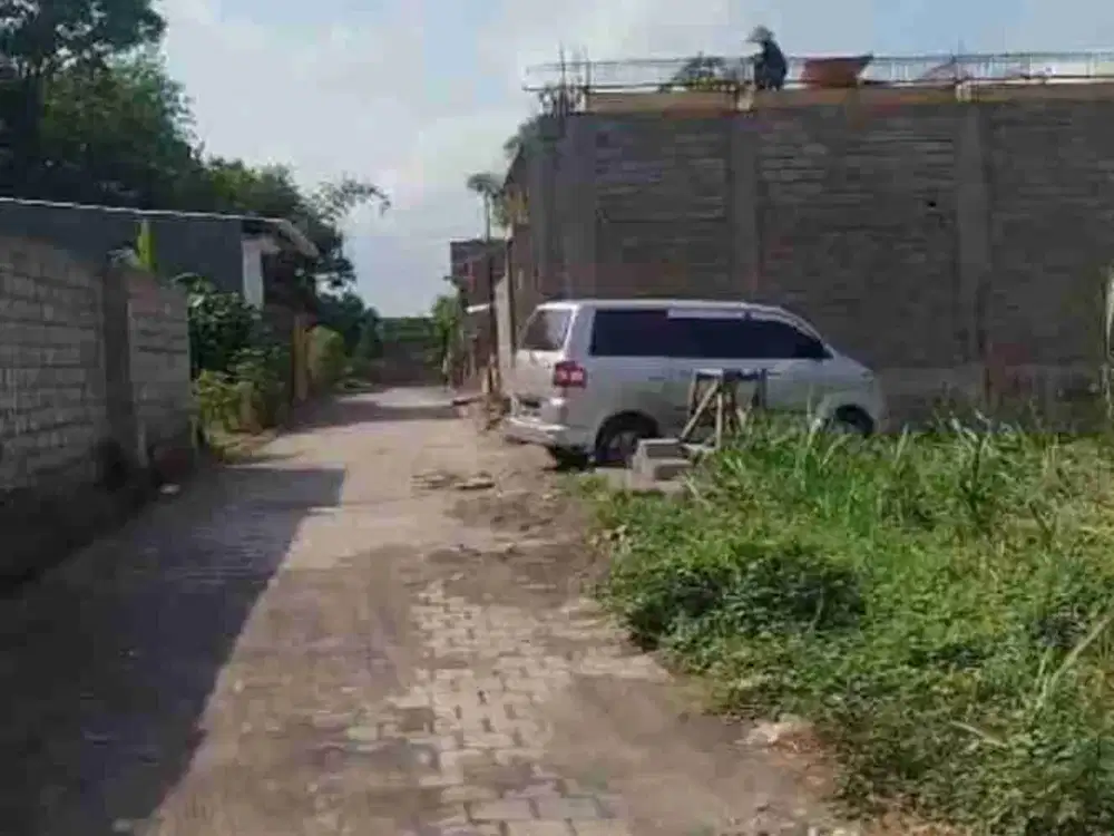 TANAH KECIL DI BERINGKIT GADON MENGWITANI COCOK UNTUK RMH KOST ATAU HUNIAN PRIBADI