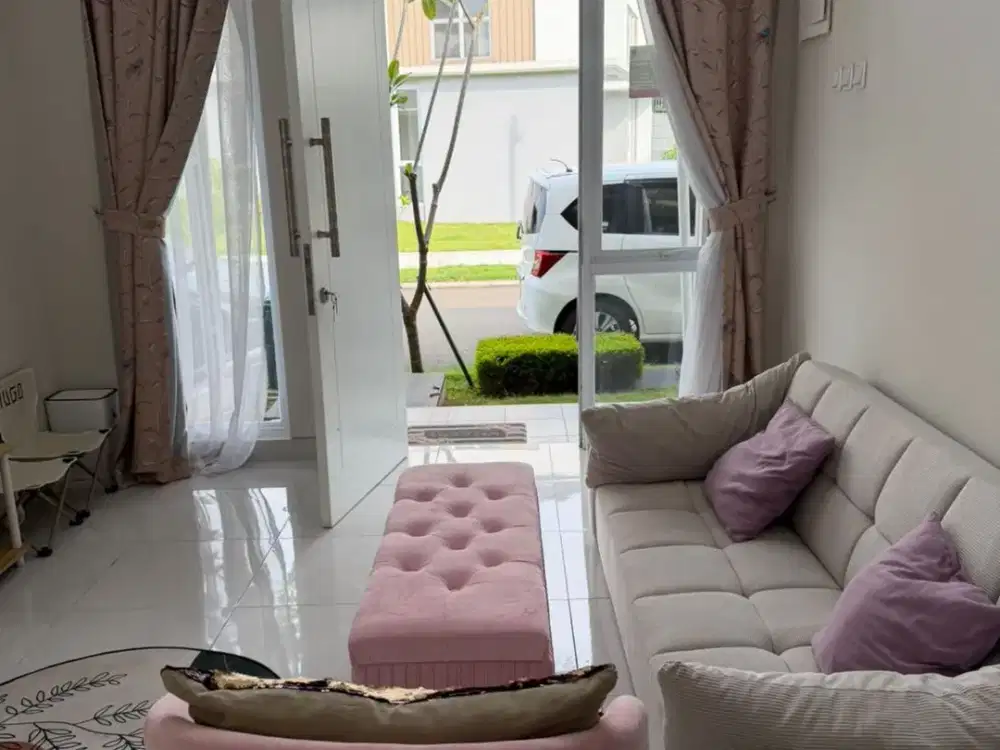 Disewa Paramount Petals 3 KT unit semi furnished dan sudah ada kanopi