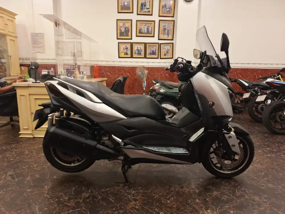 HUB CE KOM DP PROMO XMAX 2018 MOTOR GRES KM RENDAH PAJAK HIDUP
