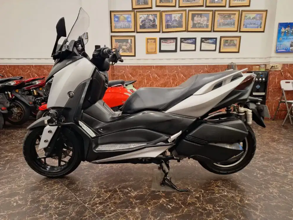HUB CE KOM DP PROMO XMAX 2018 MOTOR GRES KM RENDAH PAJAK HIDUP