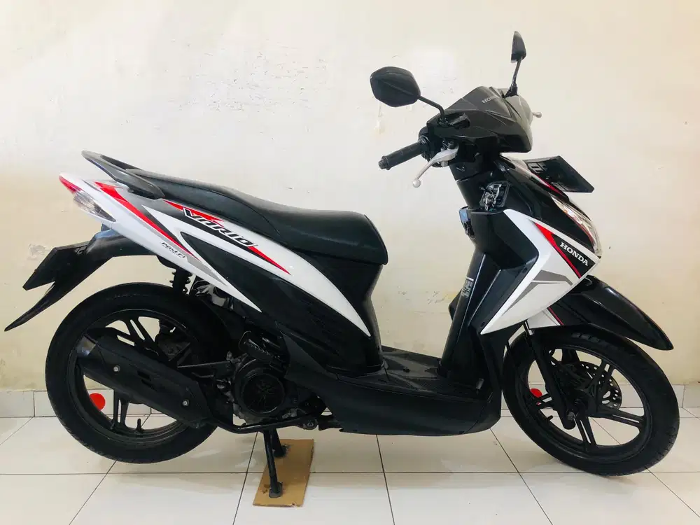 Honda Vario Esp Th.2018 hitam putih!!