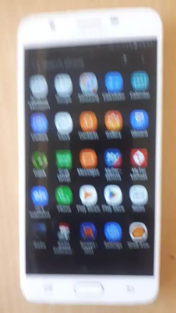 Samsung j7 priem ram 3/32  normal