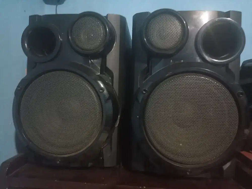 Speaker pasif merk LG