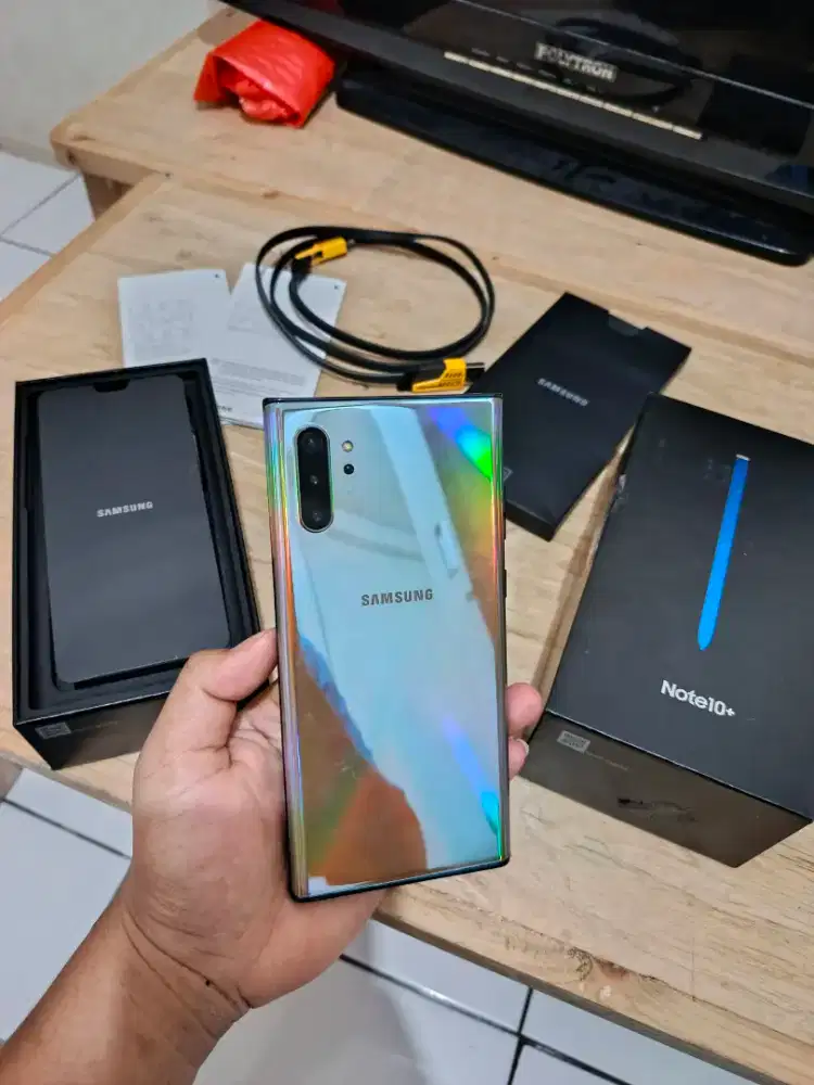 Jual Cepat Samsung Note 10 Plus 12/256 GB Aura Glow Sein Second Murah