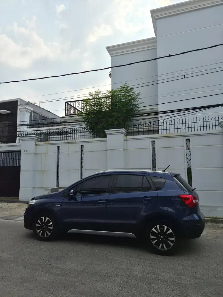 Suzuki SX4 2019 Bensin