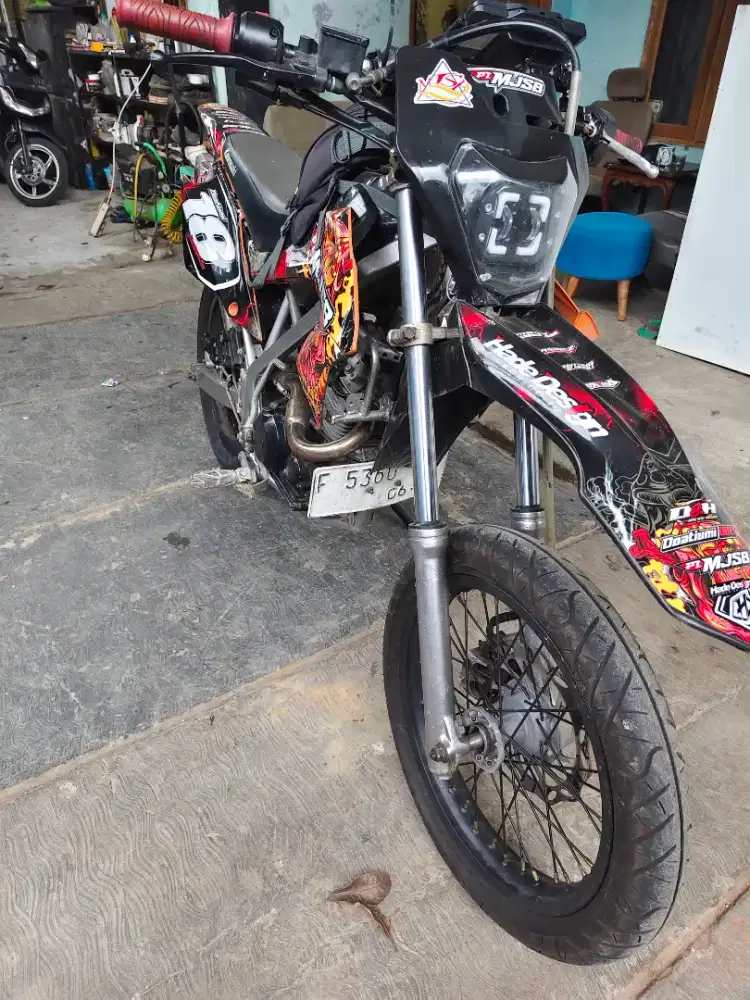 KLX istimewah, siap gas segala medan