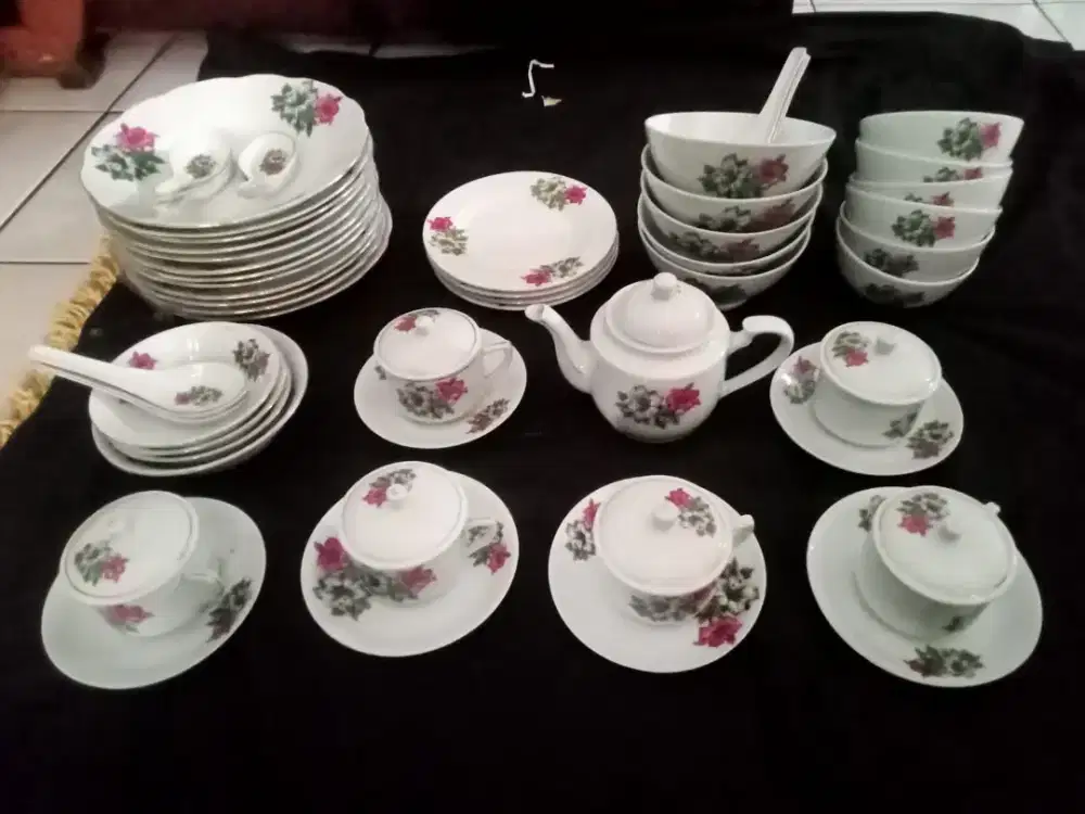 Tea set dan dinner set