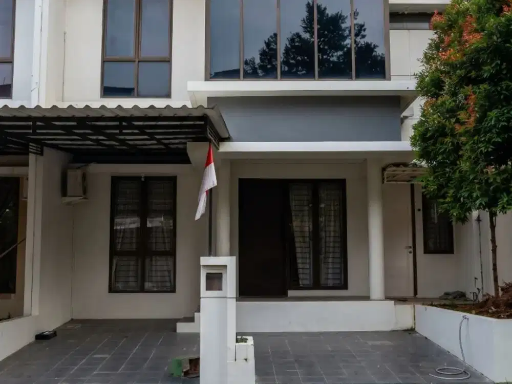 Rumah Dua Lantai Hadap Utara Carport Luas di Discovery Bintaro JS-17992