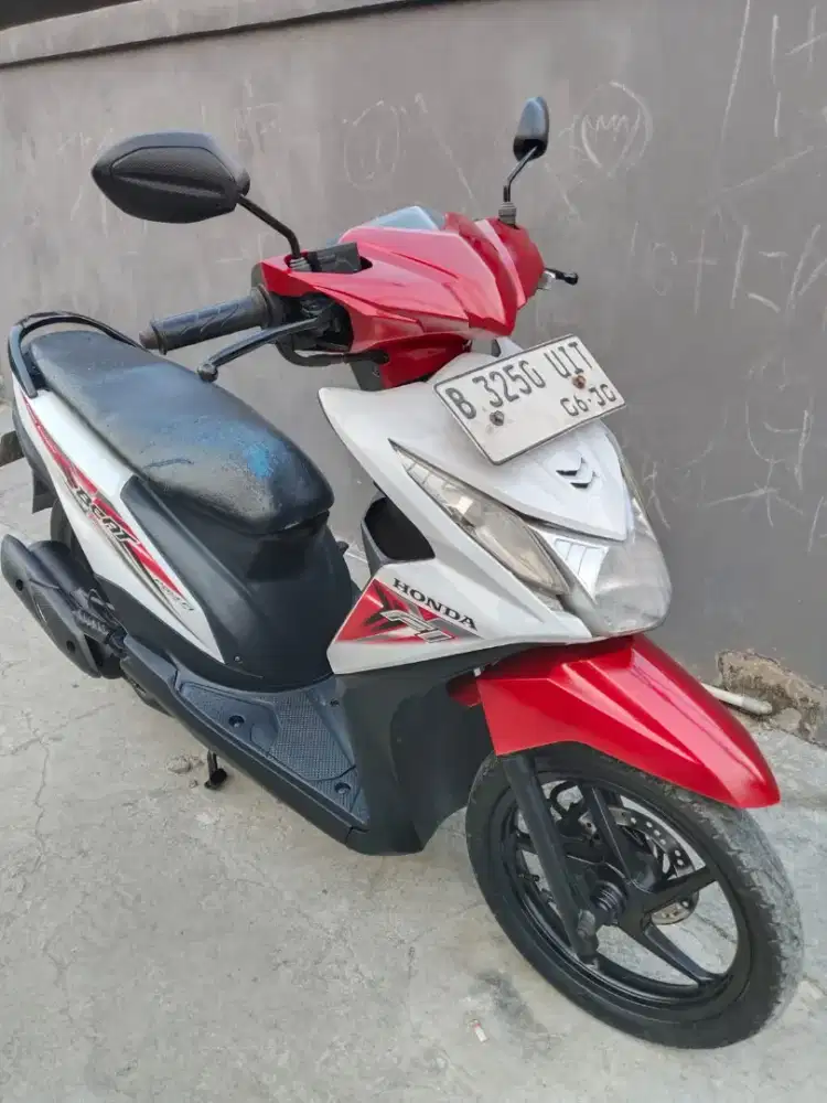 Honda beat f1 tahun 2015 siap pakai di Tangerang