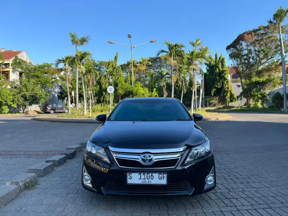Camry  Hybrid 2014 Matic  pajak baru Orisinil Istimewa Banget