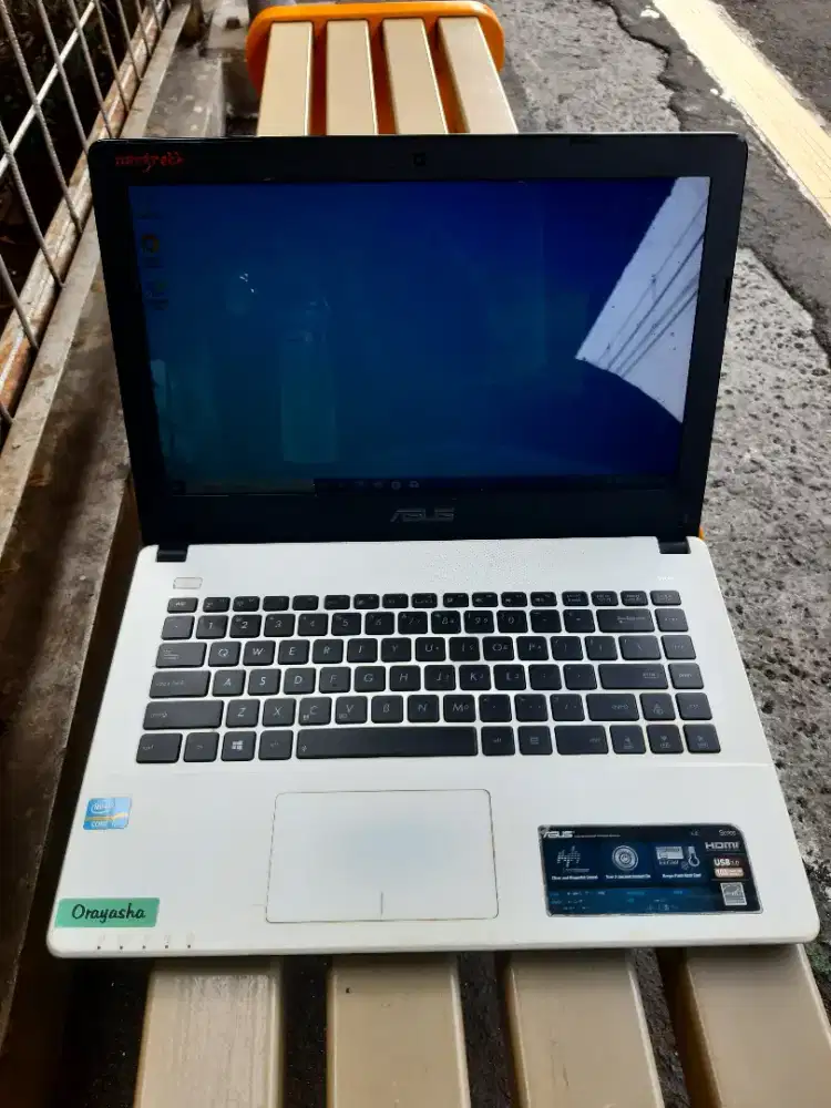 Laptop asus slim coee i3 ram 4