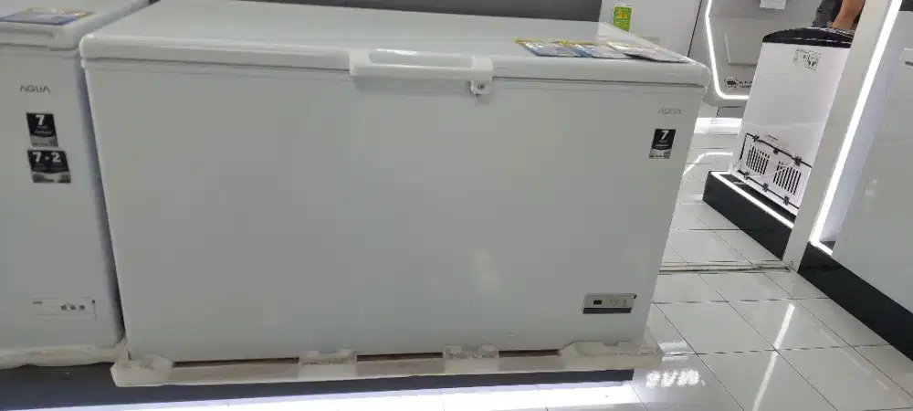 Freezer Box Aqua Kredit Tanpa DP Angsuran Bayar Bulan Depan