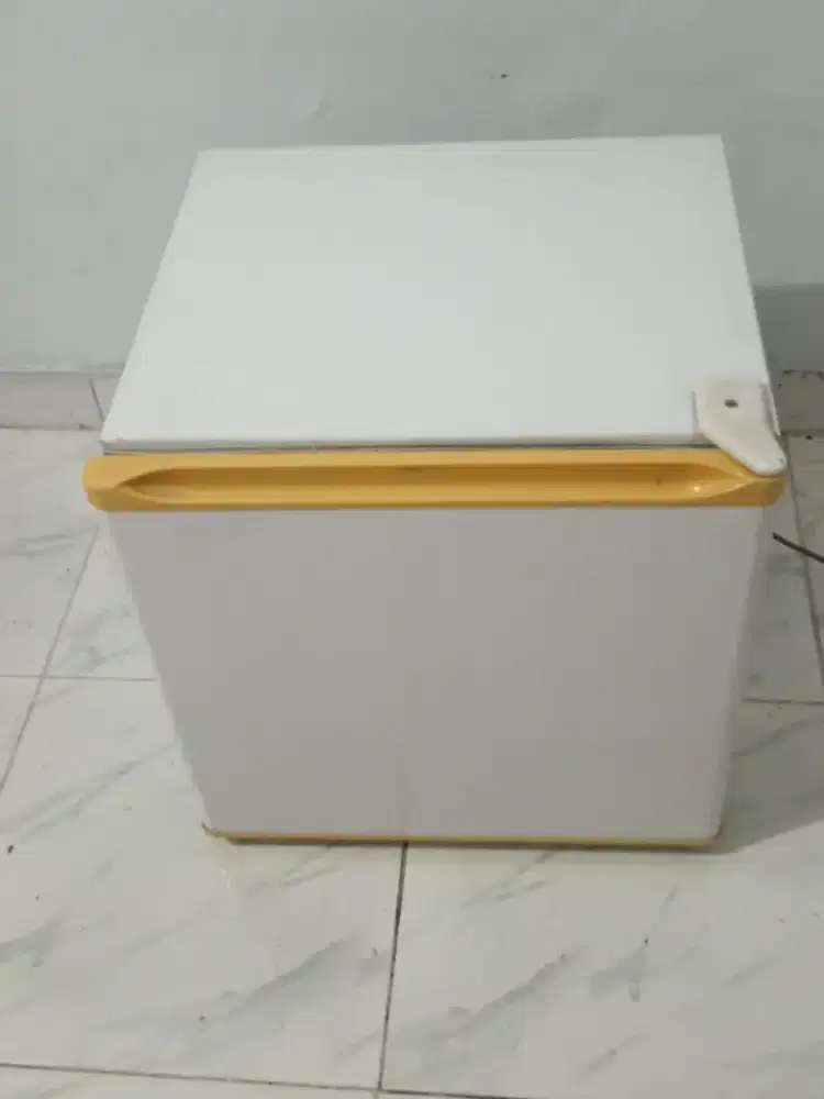 Jual Kulkas Mini Sanyo