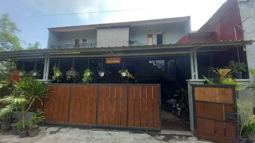 Kost Putri Saladara