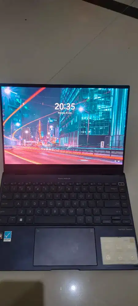 Asus Zenbook 14 Flip Oled ryzen 7 5800H 16gb