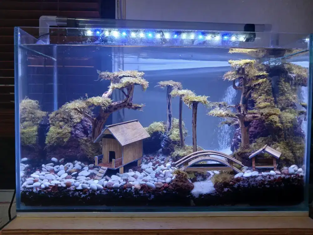 Aquarium akuarium air terjun