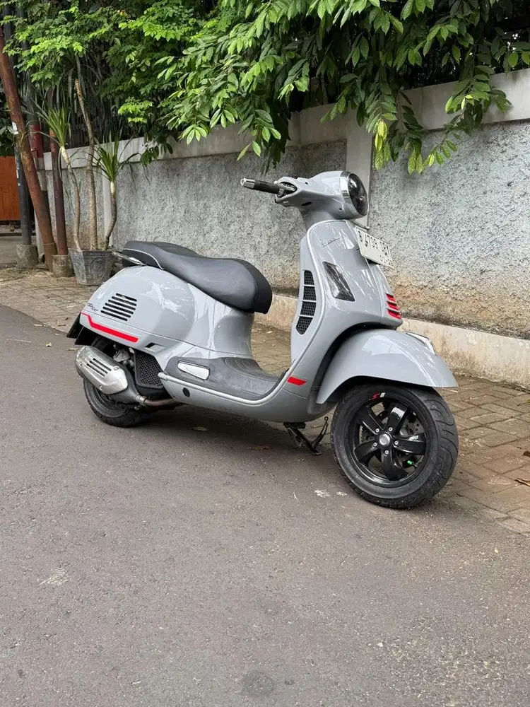 VESPA GTS SS 150 IGET ABS FACELIFT 2023