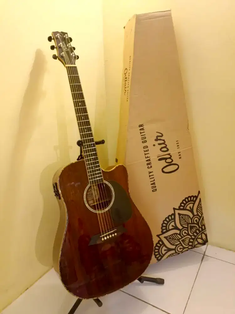 Gitar Odlair Capella series