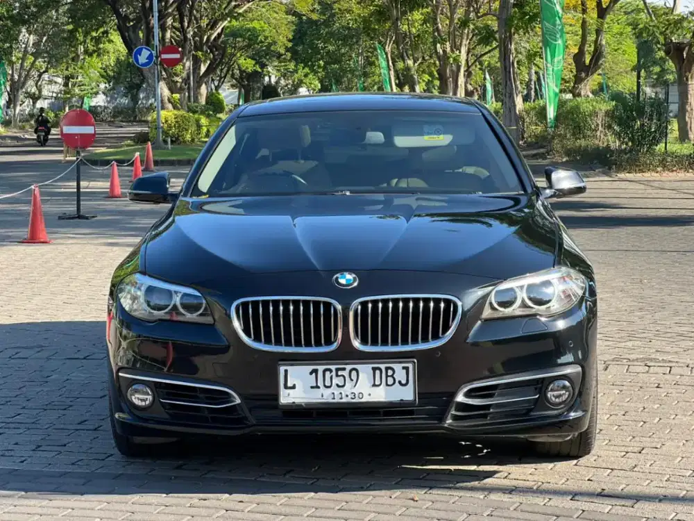 Km40rb!! BMW 528i 2016 Perfect