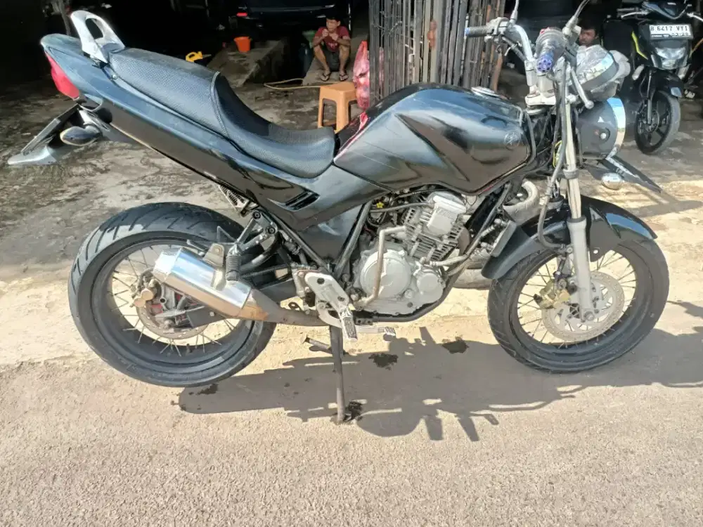 Dijual scorpio tahun 2006
