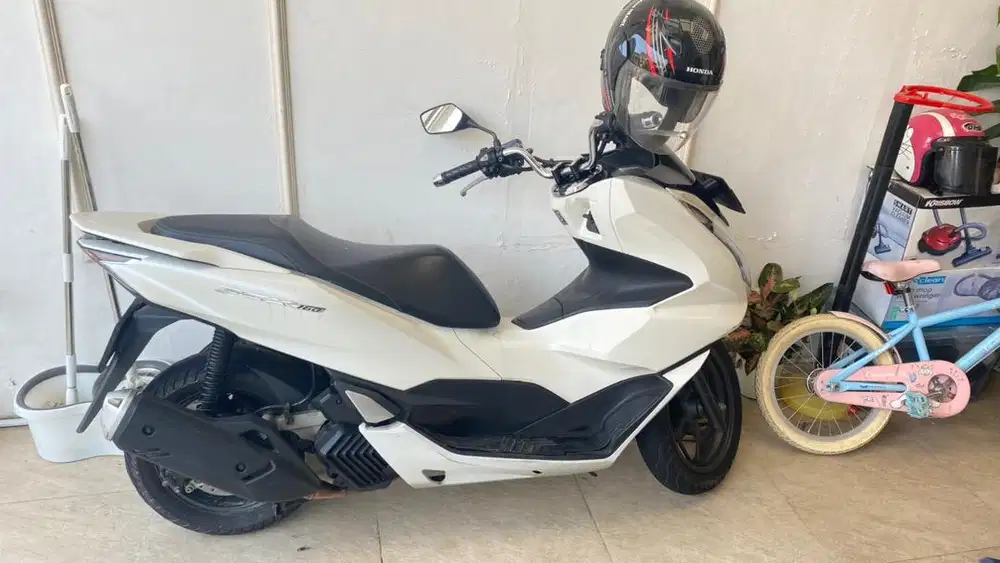 DIJUAL PCX 2023 Warna Putih