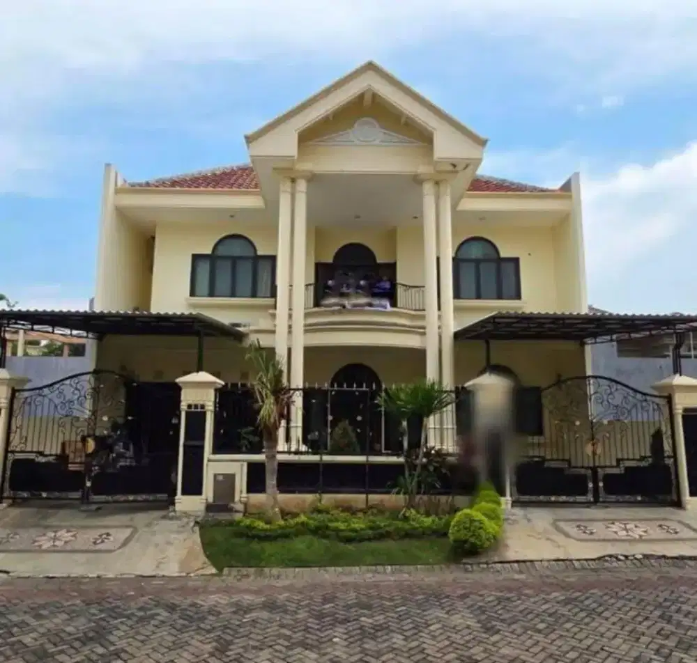 Rumah Murah Jual Villa Royal Pakuwon City Surabaya Timur
