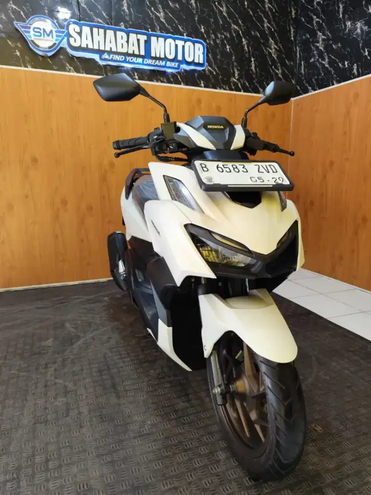 HONDA VARIO 160 CBS TAHUN 2024 KONDISI OKE SIAP PAKAI