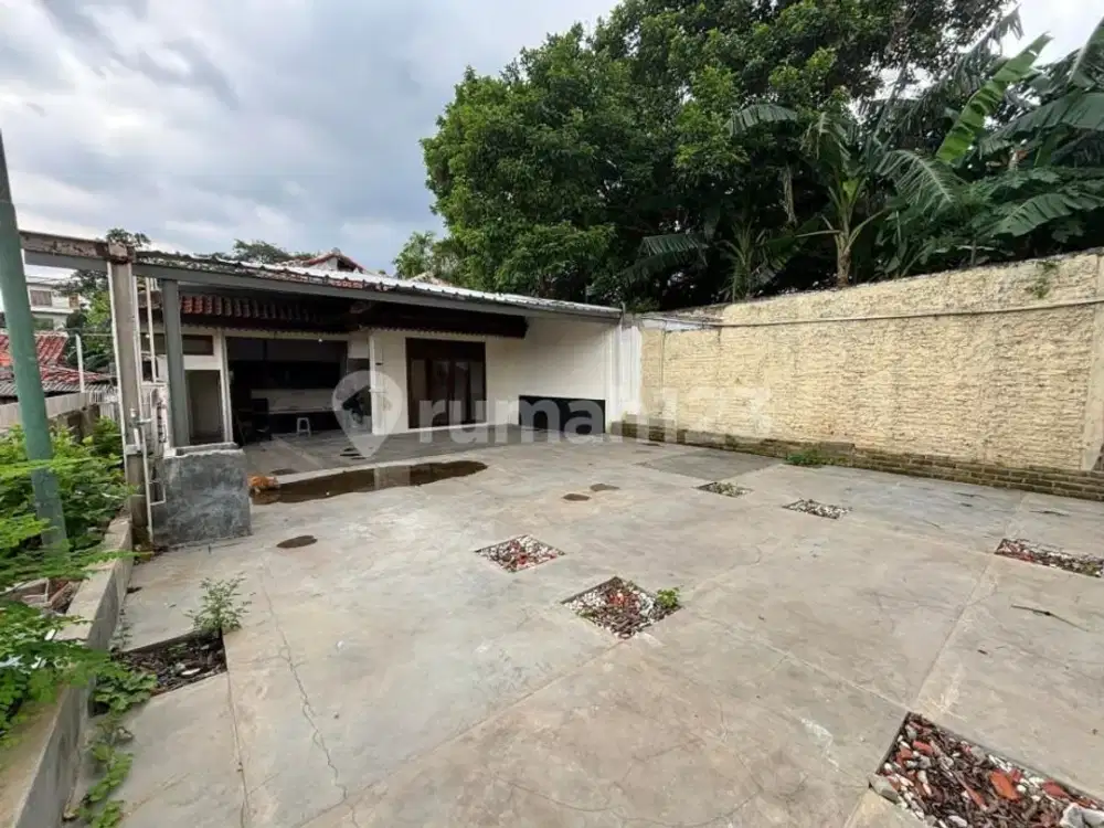 Rumah Hitung Tanah Lokasi Super strategis Terogong Gandaria Selatan.