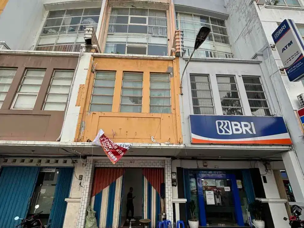 Dijual Cepat Ruko 4,5 lt 4,5 x 15 m2 di komplek Mall Taman Palem Cengkareng cocok office, bank, klinik, online, Hgb selatan, siap huni!! Ayo survey & nego!