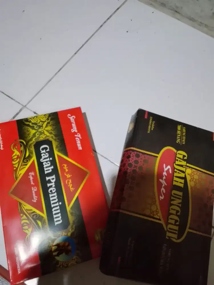 Sarung gajah premium dan gajah unggul: Mahakarya Seni Tenun Indonesia.