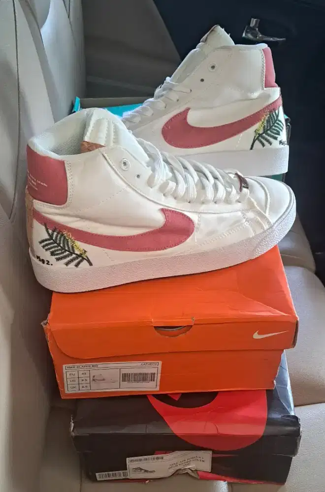 Nike SB HIGH  Baru lengkap dus